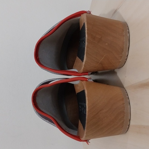 BJork Swedish Comfort Red Polka Dot Clogs Size 39 Woodend Wedge Mule Clog Shoes - Picture 7 of 14